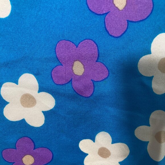 Vintage Yves Saint Laurent Flower Power Silk Scarf 34 x 34" Flaw - Picture 8 of 11